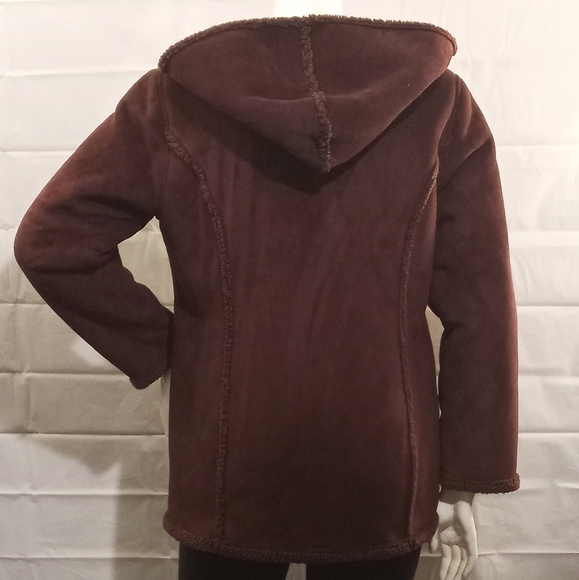 L.L. Bean faux sweade sherpa lined coat - Picture 4 of 7